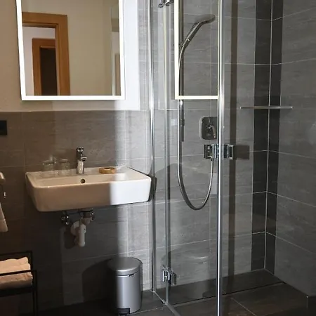 Alpin 1100 Apartment *