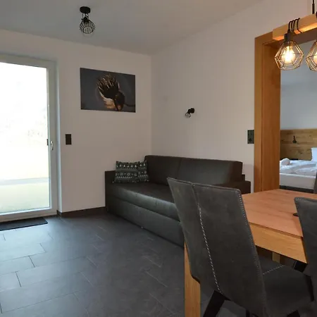 Alpin 1100 Apartment *