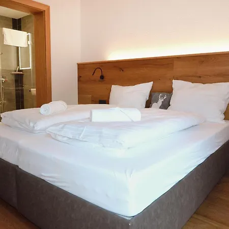 Alpin 1100 Apartment *